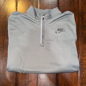 Nike Men's Long Sleeve Quarter-Zip Pullover - Light Gray